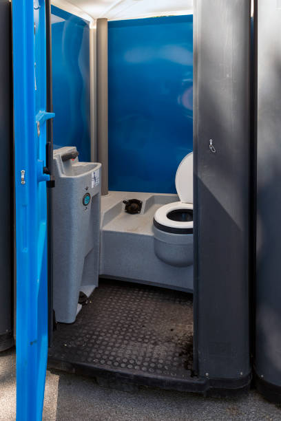 Best Portable restroom trailer rental  in Yuba City, CA